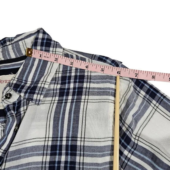 Girl Crazy Juniors Classic Long Sleeve Button Down, Blue/White Plaid, Medium - Picture 11 of 12